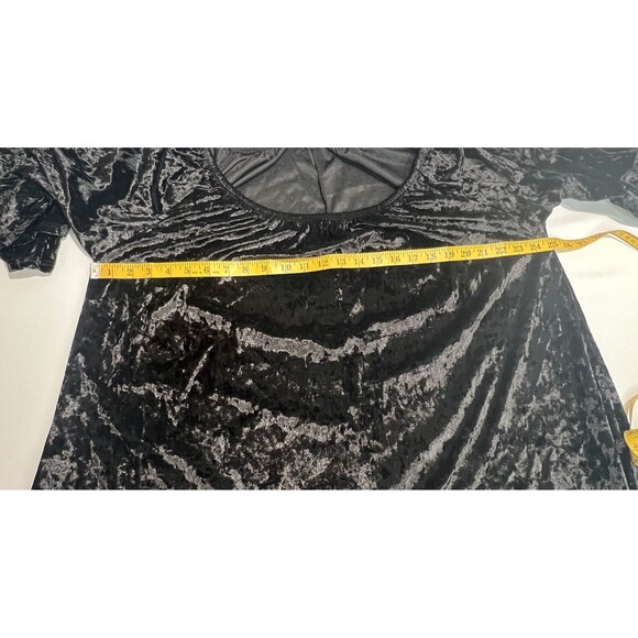 Crushed Velvet Black Mini Dress Womens 2XL Off The Shoulder Bell Sleeves - Picture 8 of 13